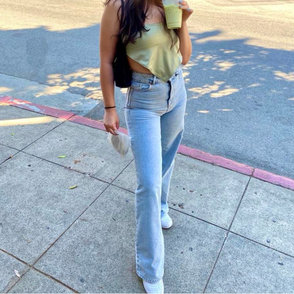 Zara light wash wide leg jeans